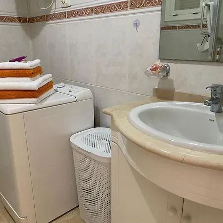 Appartamento Luminoso Con Terraza Y Piscina