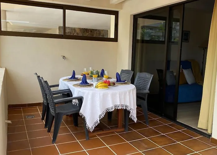 Luminoso Con Terraza Y Piscina
