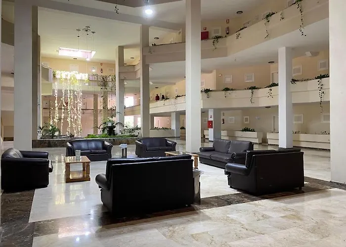 Luminoso Con Terraza Y Piscina Appartement