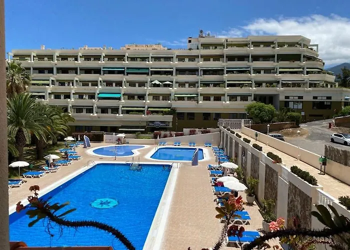 Luminoso Con Terraza Y Piscina דירה *